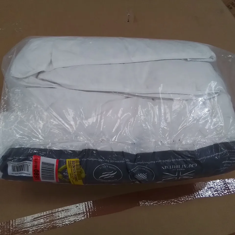 BAGGED SNUGGLEDOWN SCANDINAVIAN DUCK FEATHER & DOWN DUVET 