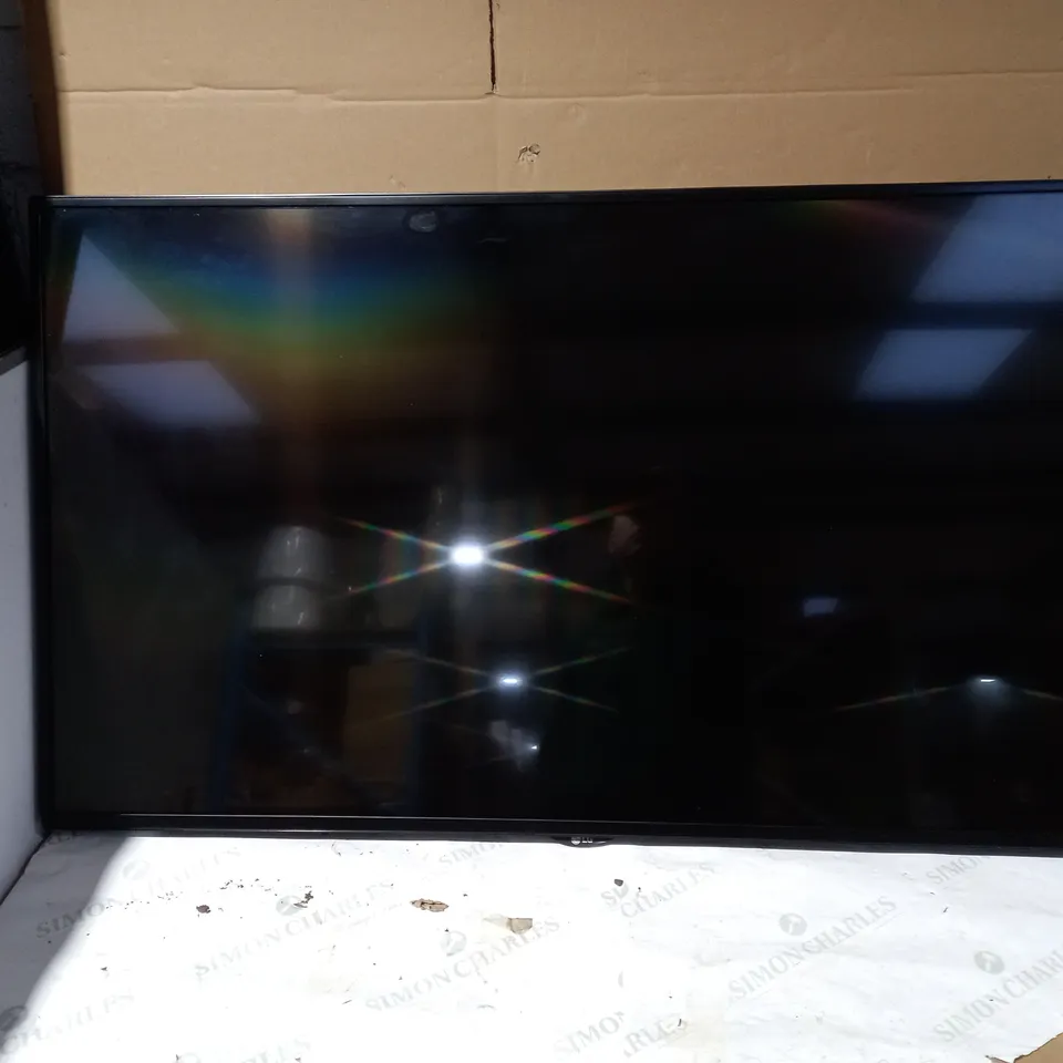 LG 49'' CLASS STANDARD PERFORMANCE SM5KC SERIES MONITOR  COLLECTION ONLY