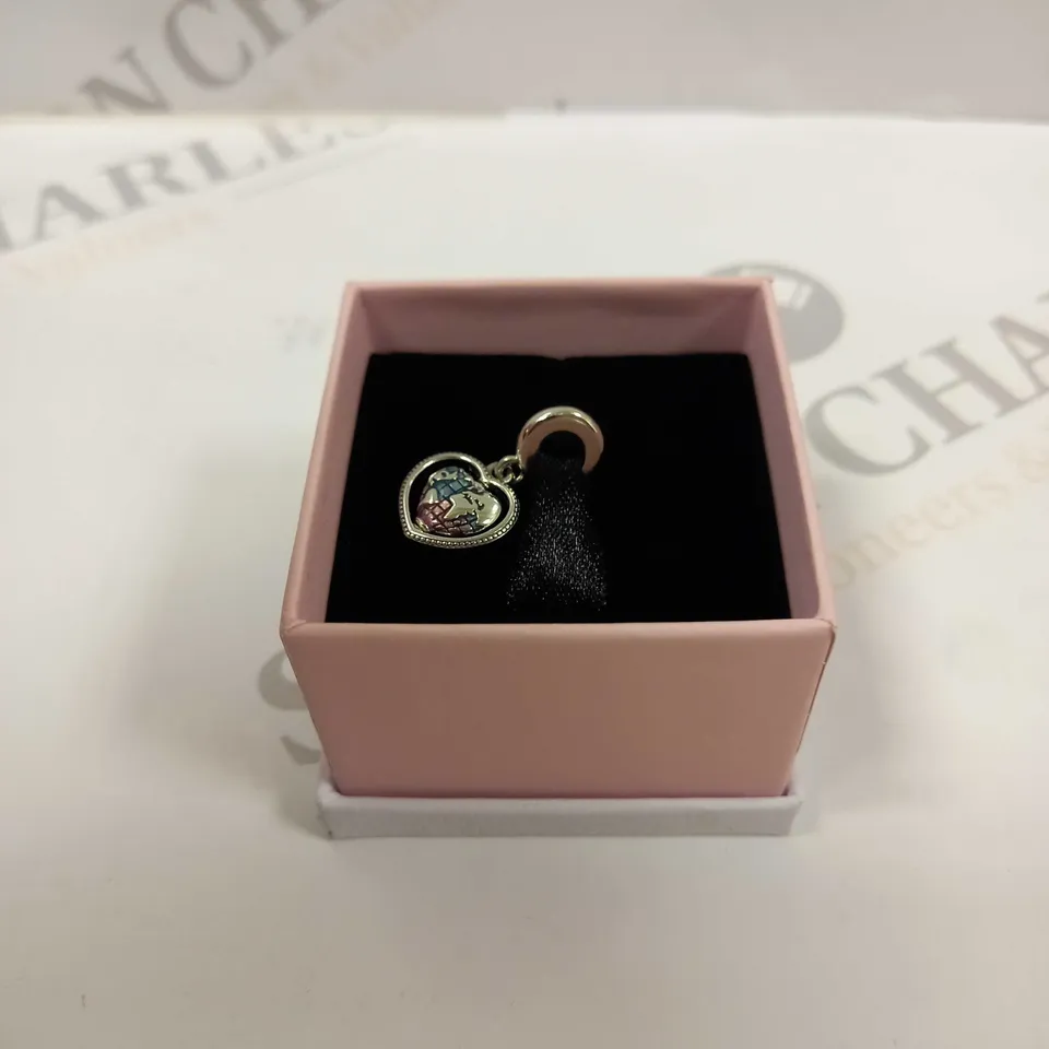 BOXED PANDORA HEART CHARM