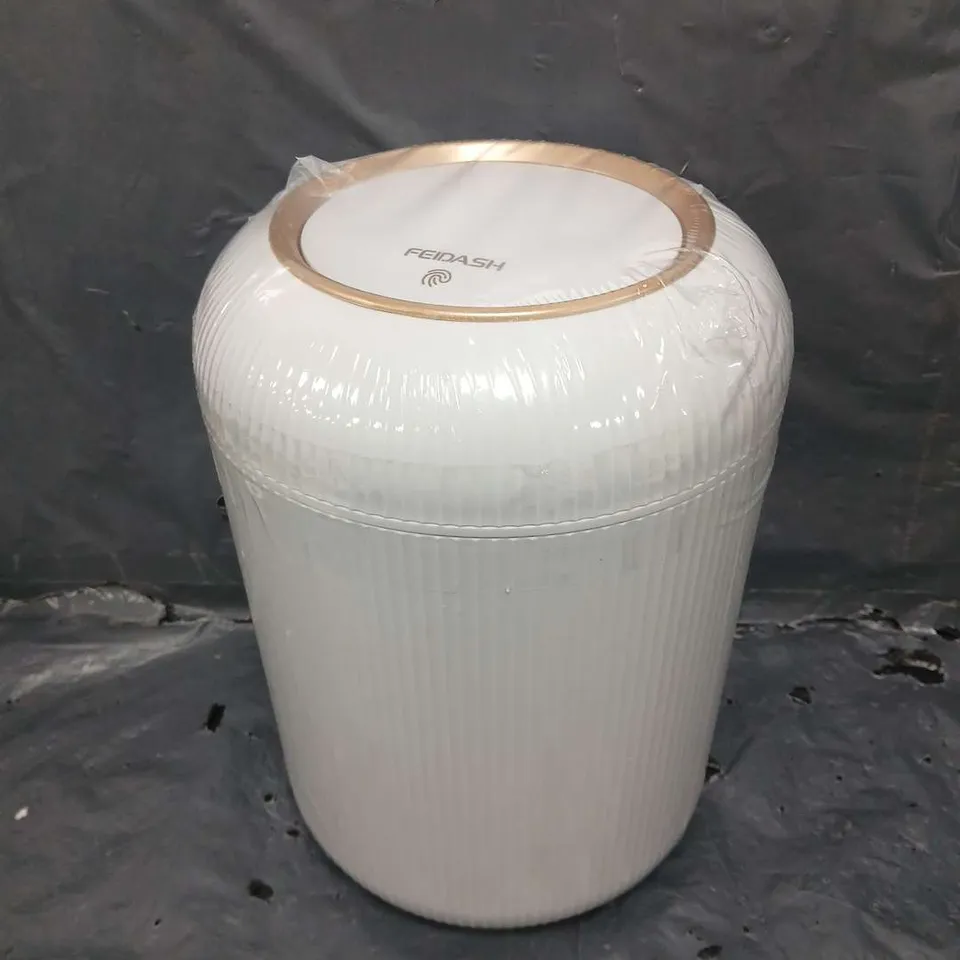 SEALED FEIDASH PUSH TOP BIN IN WHITE 