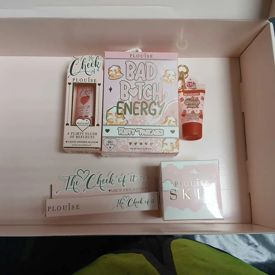 BOXED PLOUISE ALL OF US ARE A LITTLE FRAGILE BABE.... SPREAD YOUR WINGS AND FLY MYSTERY BUNDLE