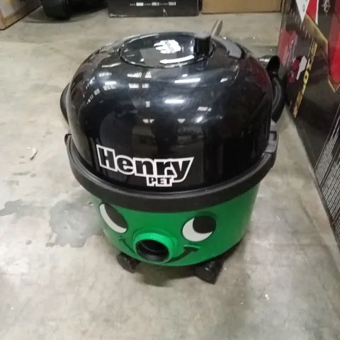 NUMATIC INTERNATIONAL HENRY PET
