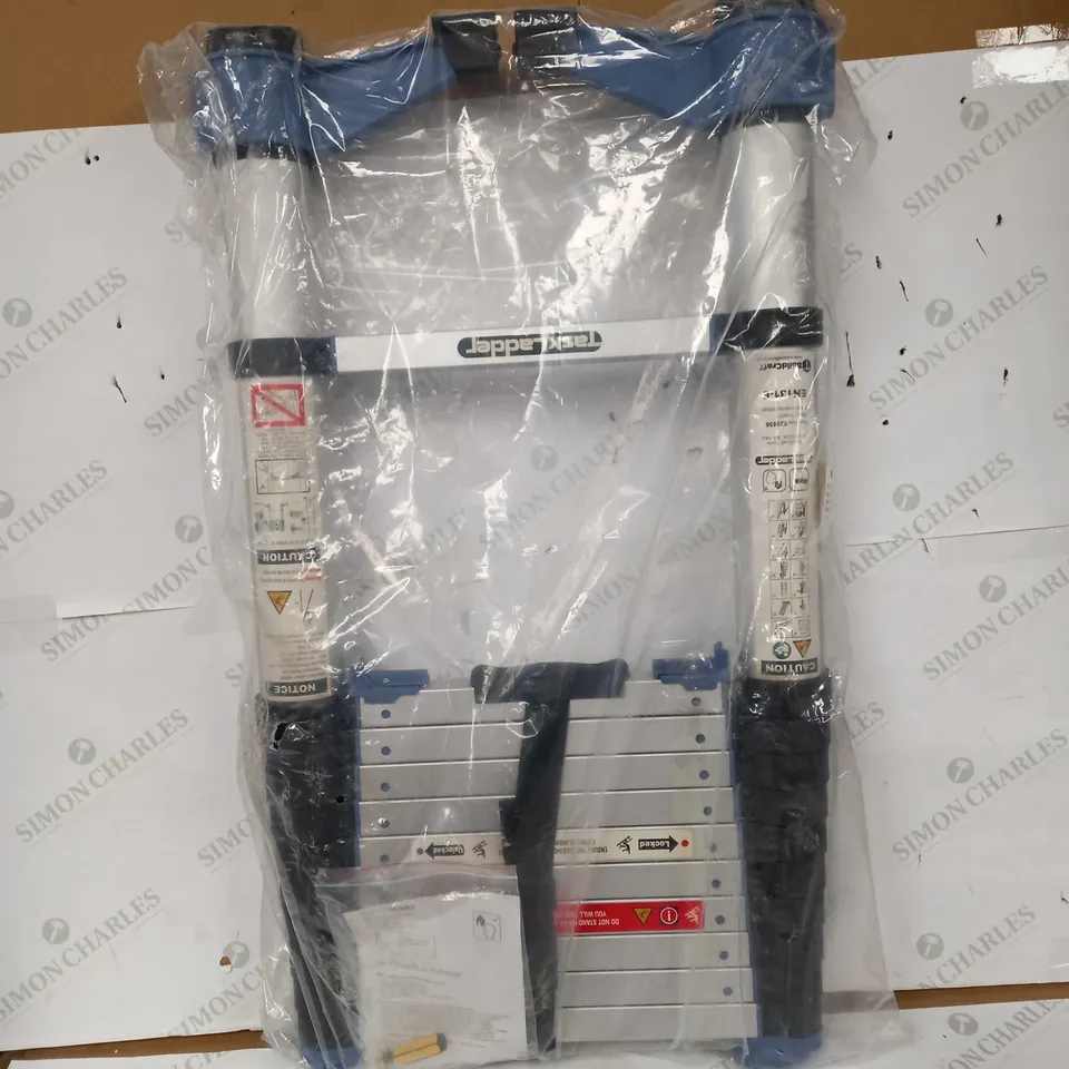 BUILDCRAFT 3.2M TELESCOPIC LADDER