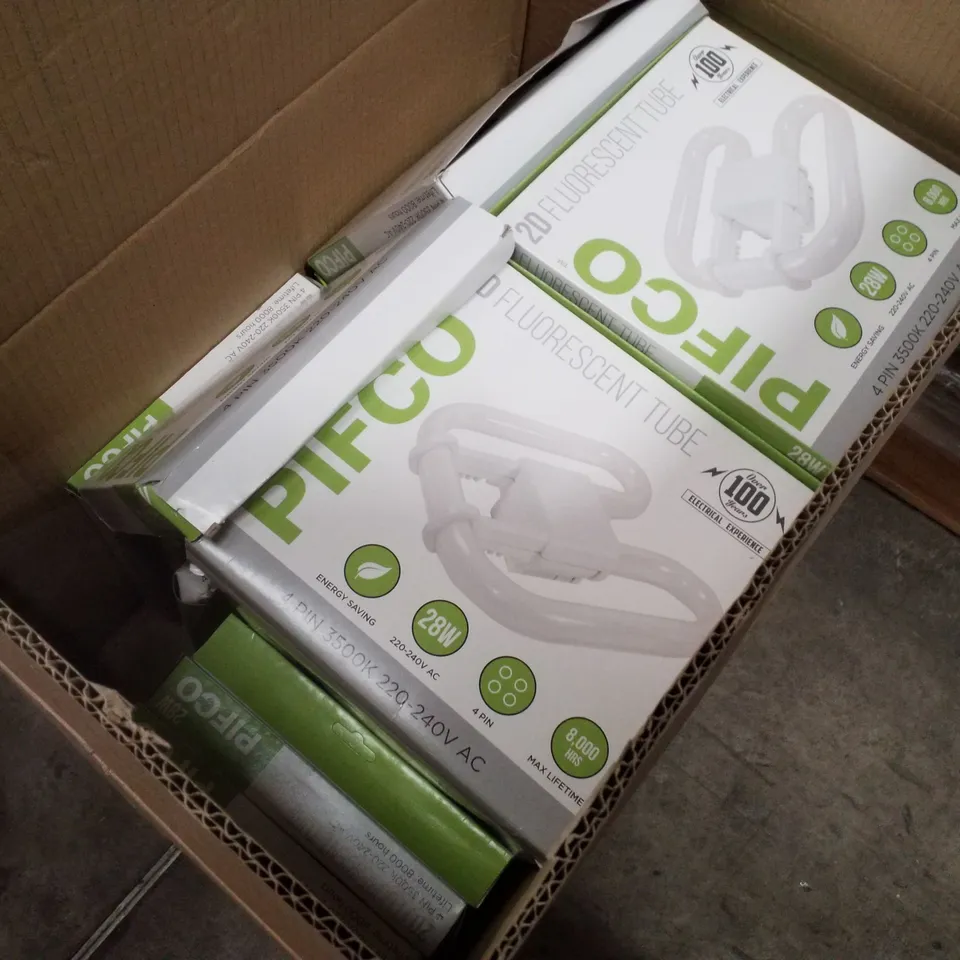 BOX CONTAINING 34 PIFCO 2D FLUORESCENT TUBE LIGHTS