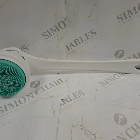 BOXED UNBRANDED MULTIFUNCTIONAL ELECTRIC SHOWER BRUSH