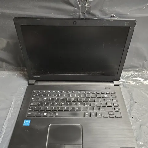 TOSHIBA SATELLITE PRO R40-C LAPTOP