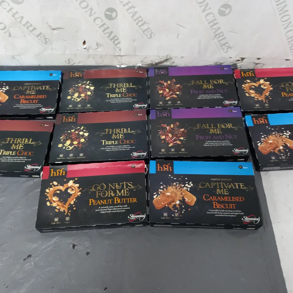 10 BOXES OF HIFI LOW KCAL SNACK DESSERT BARS TO INCLUDE CARAMALISED BISCUIT, TRIPLE CHOC, AND FRUIT & NUT 