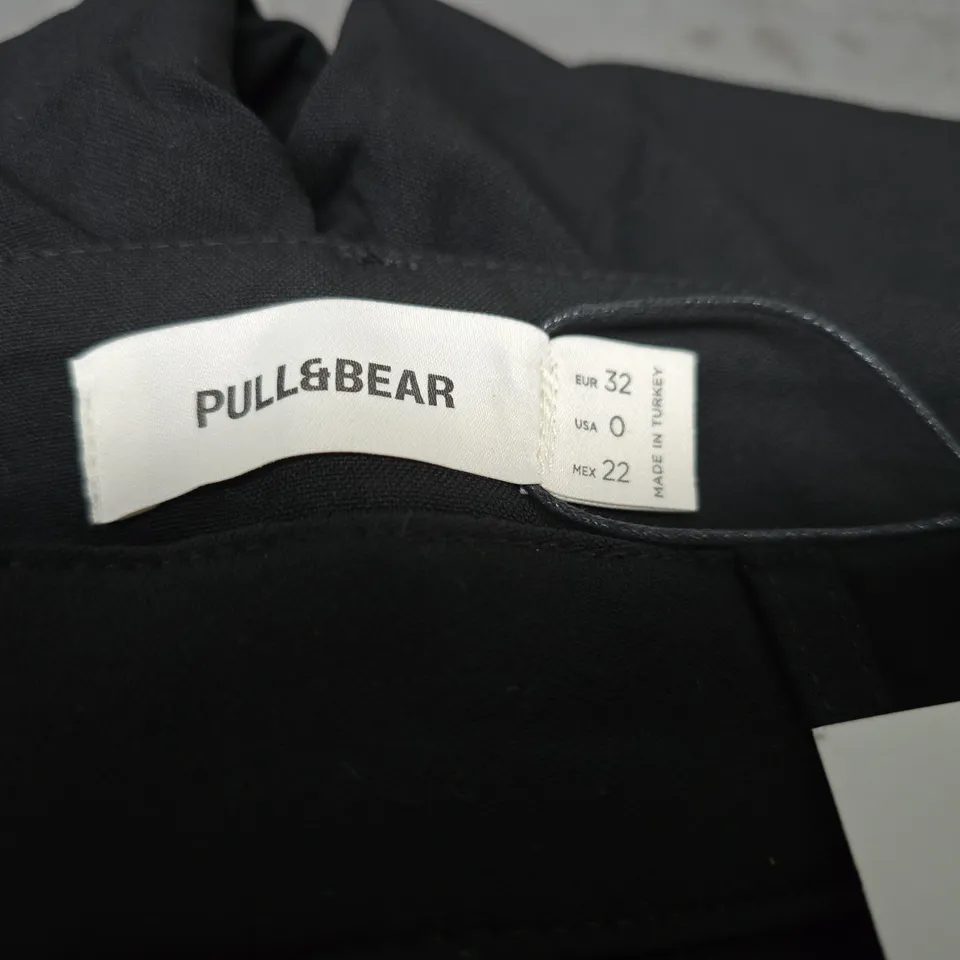 PULL&BEAR BLACK TROUSERS, WOMEN'S UK 4 (EU 32, US 0) – NEW WITH TAGS
