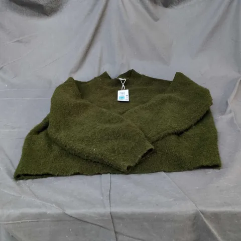 MARKS & SPENCER OLIVE GREEN KNITTED WRAP/SHAWL, SIZE M