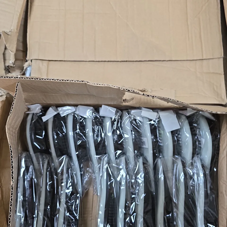 APPROXIMATELY 150 PLASTIC HAIRBRUSHES IN GREY/BLACK