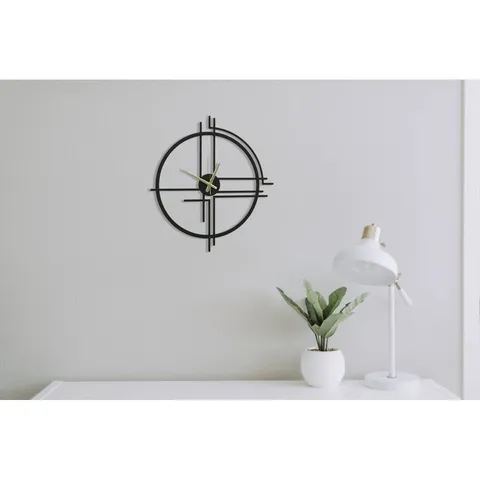 BOXED SHELSTEAD SILENT WALL CLOCK