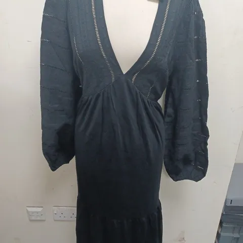 BODEN V-NECK LONG SLEEVE DRESS - UK 20R