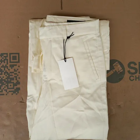 ZARA TROUSERS IN CREAM SIZE UK XS