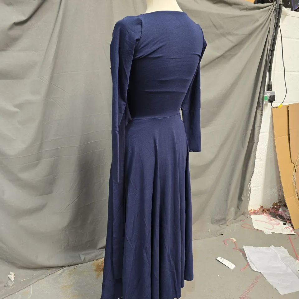 AYM STUDIO NAVY BLUE LONG-SLEEVE MAXI DRESS