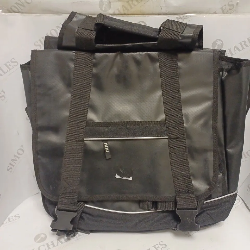 CORDO DOUBLE PANNIER BAG IN BLACK 