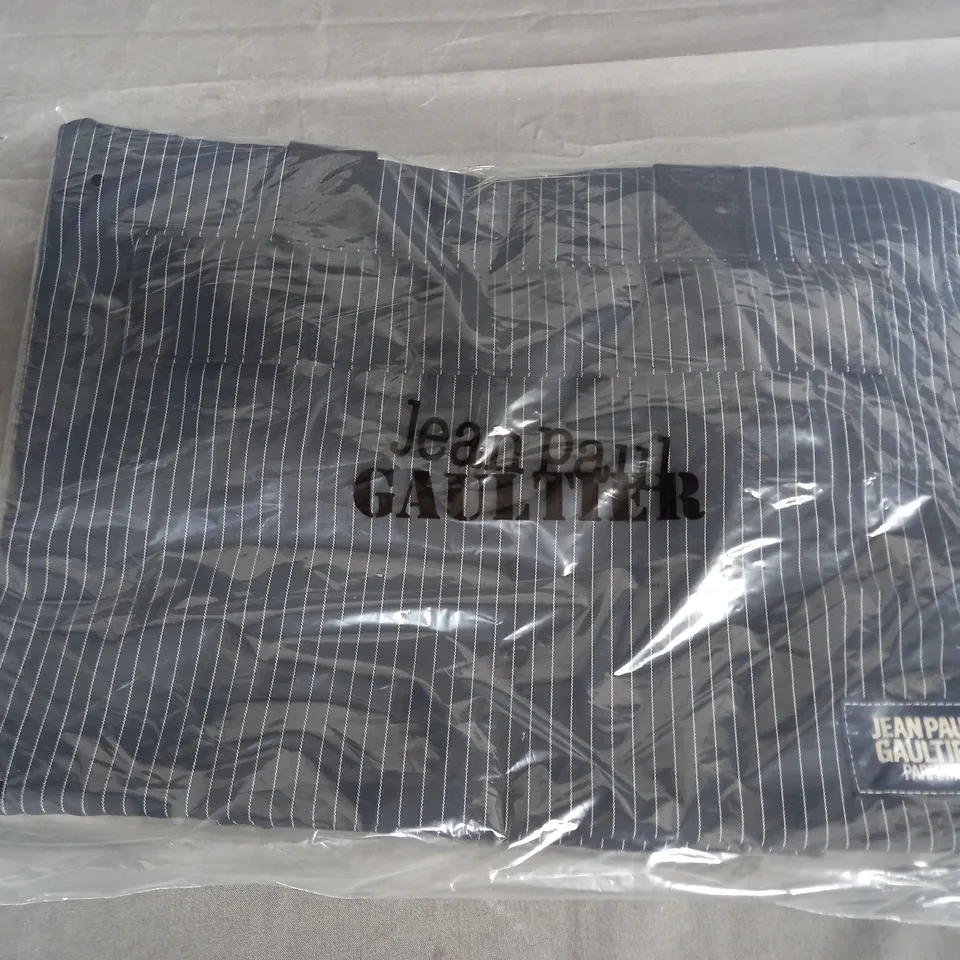 JEAN PAUL GAULTIER CARRY ALONG BAG IN NAVY/WHITE