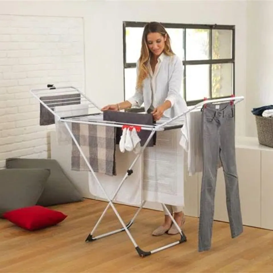 BOXED HEAVY DUTY GULLWING FOLDING DRYING RACK (1 BOX)