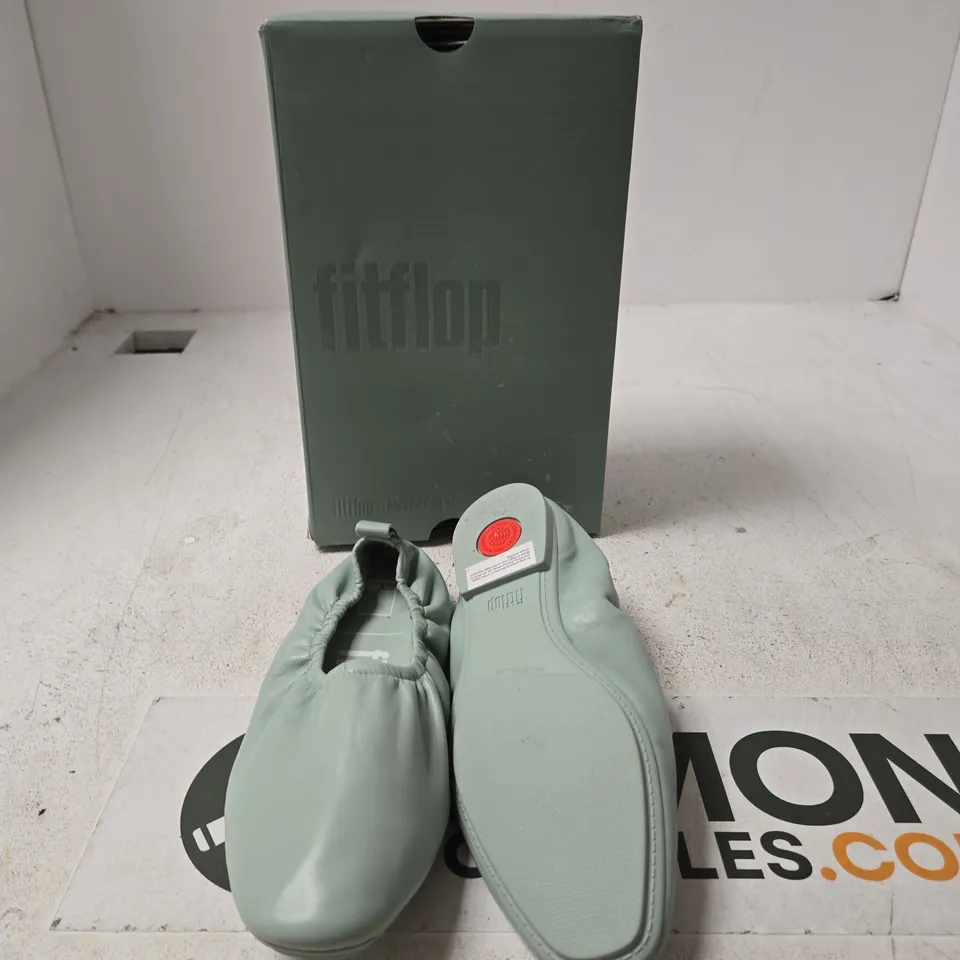 FITFLOP SLIP-ON SHOES – MINT GREEN/GRAY - SIZE 3 