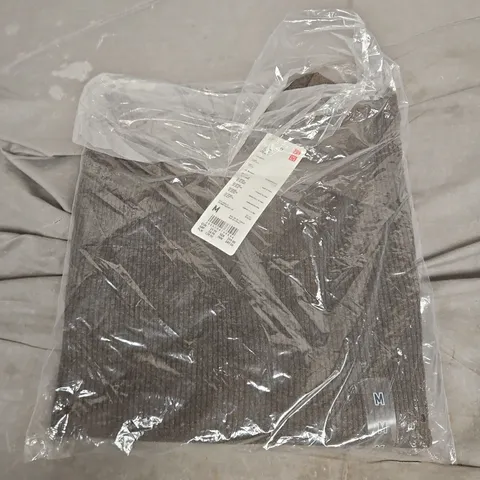 UNIQLO WOMEN'S KNIT POLO SWEATER – BROWN, SIZE M