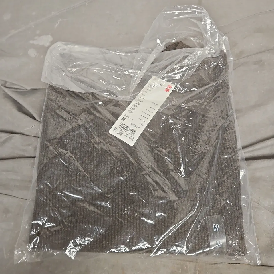 UNIQLO WOMEN'S KNIT POLO SWEATER – BROWN, SIZE M