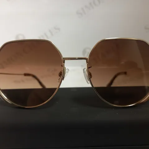 ALEXANDER MCQUEEN NO 0 BY MCQ HEXAGONAL SUNGLASSES - GOLD