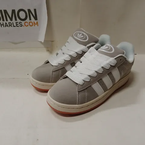 BOXED ADIDAS SAMBA OG TRAINERS – GREY/WHITE, UK 6.5 (US 7) – ORIGINALS