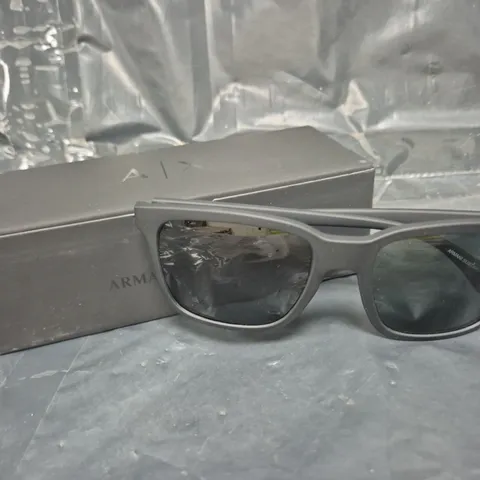 ARMANI EXCHANGE SUNGLASSES IN BLACK