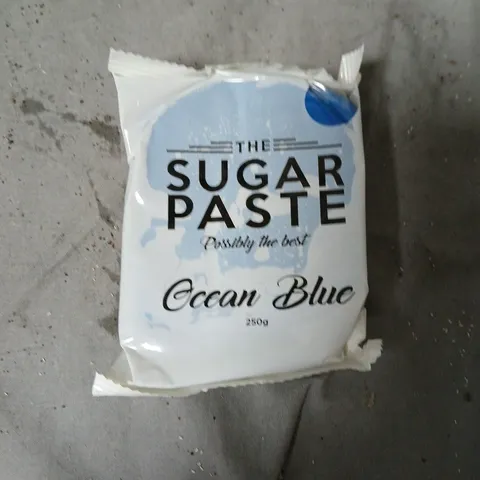 APPROXIMATELY 9 ASSORTED PACKS OF THE SUGAR PASTE – ASSORTED COLOURS