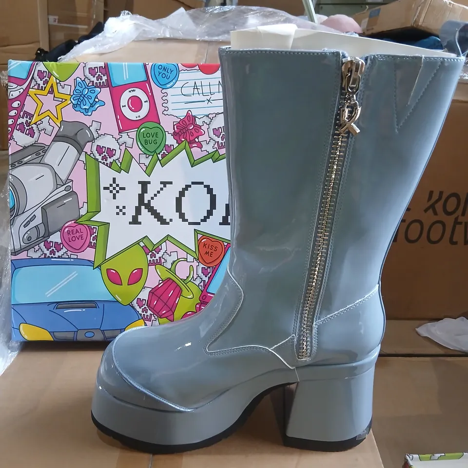 Halcyon Chunky Heeled Boots - Light Turquoise, UK7