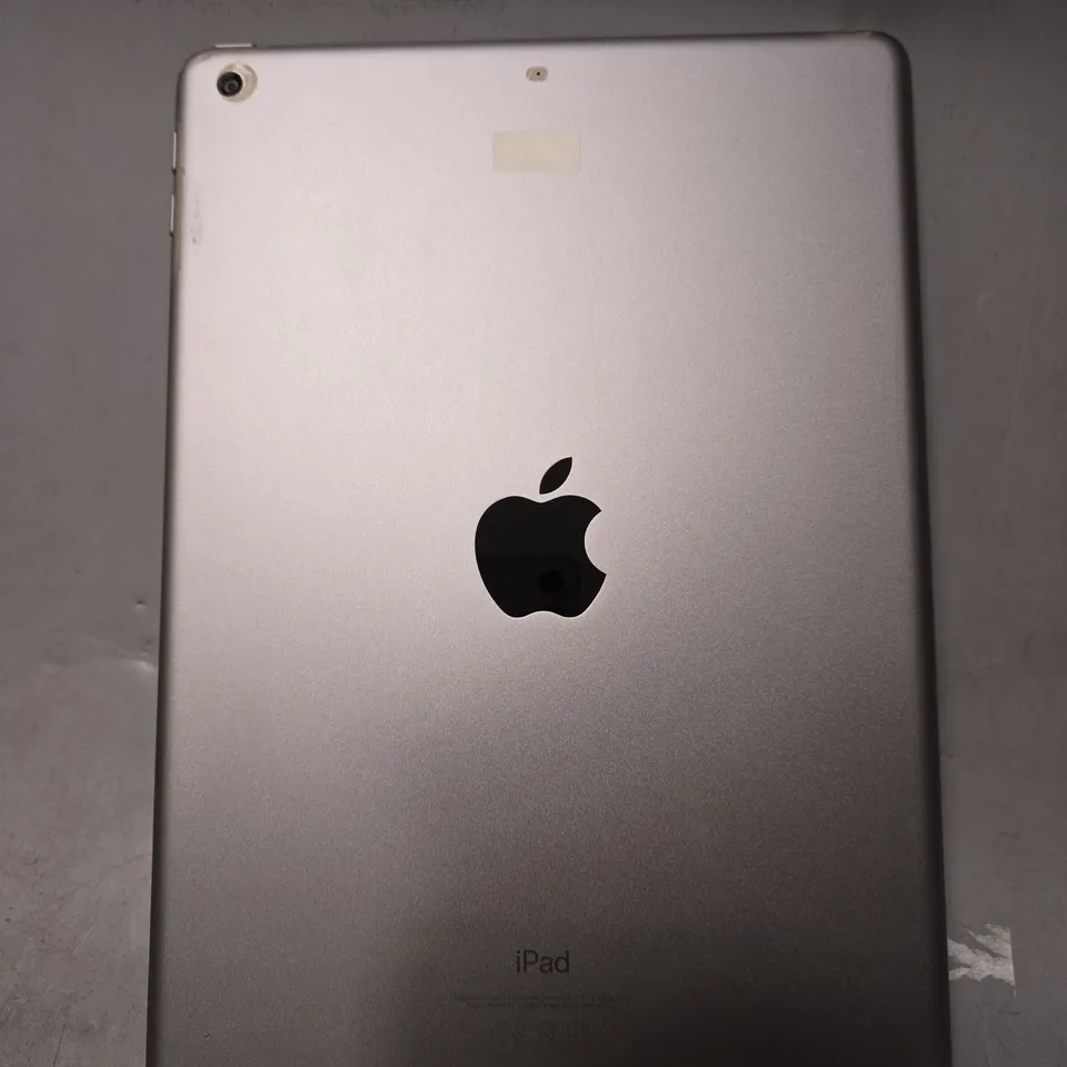 APPLE IPAD 6TH GEN A1893