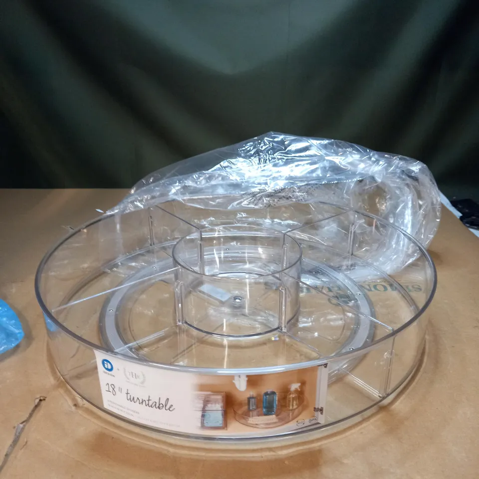 IDESIGN 18" TURNTABLE WITH REMOVABLE DIVIDERS 