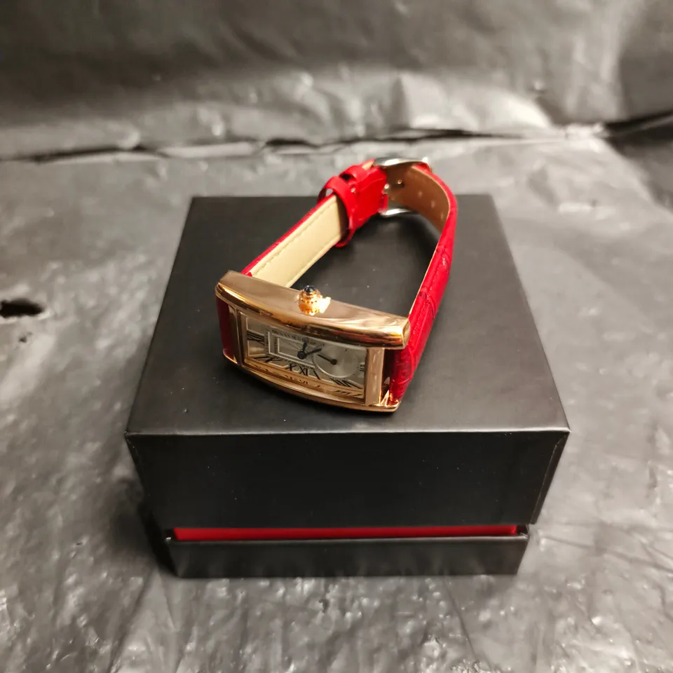 LADIES STOCKWELL WATCH – TEXTURED DIAL WITH SUB DIAL SECONDS HAND – LEATHER STRAP