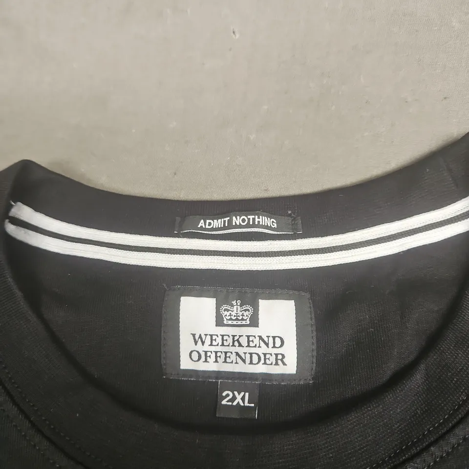 WEEKEND OFFENDER BLACK T-SHIRT 2XL (UK 22) – FRONT LOGO, LARGE BACK PRINT