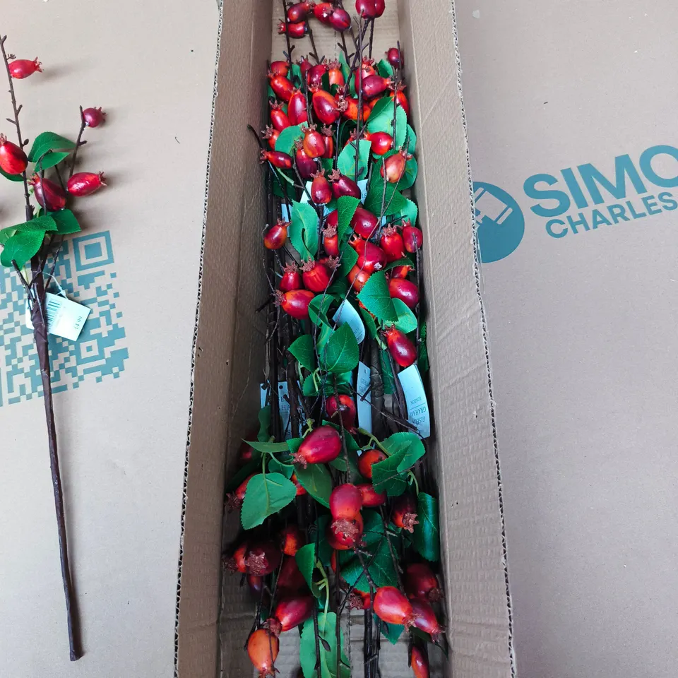 GISELA GRAHAM LONDON CHRISTMAS DECORATIVE BRANCH OF RED BERRY STEM WITH GREEN LEAVES - BOX OF 12PCS 