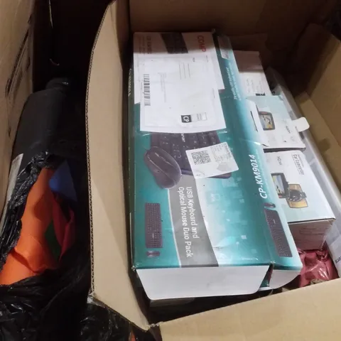 PALLET CONTAINING ASSORTED PRODUCTS INCLUDING NETWORK CABINETS, REUSABLE TROLLEY BAGS & KEYBOARD AND MOUSE SETS