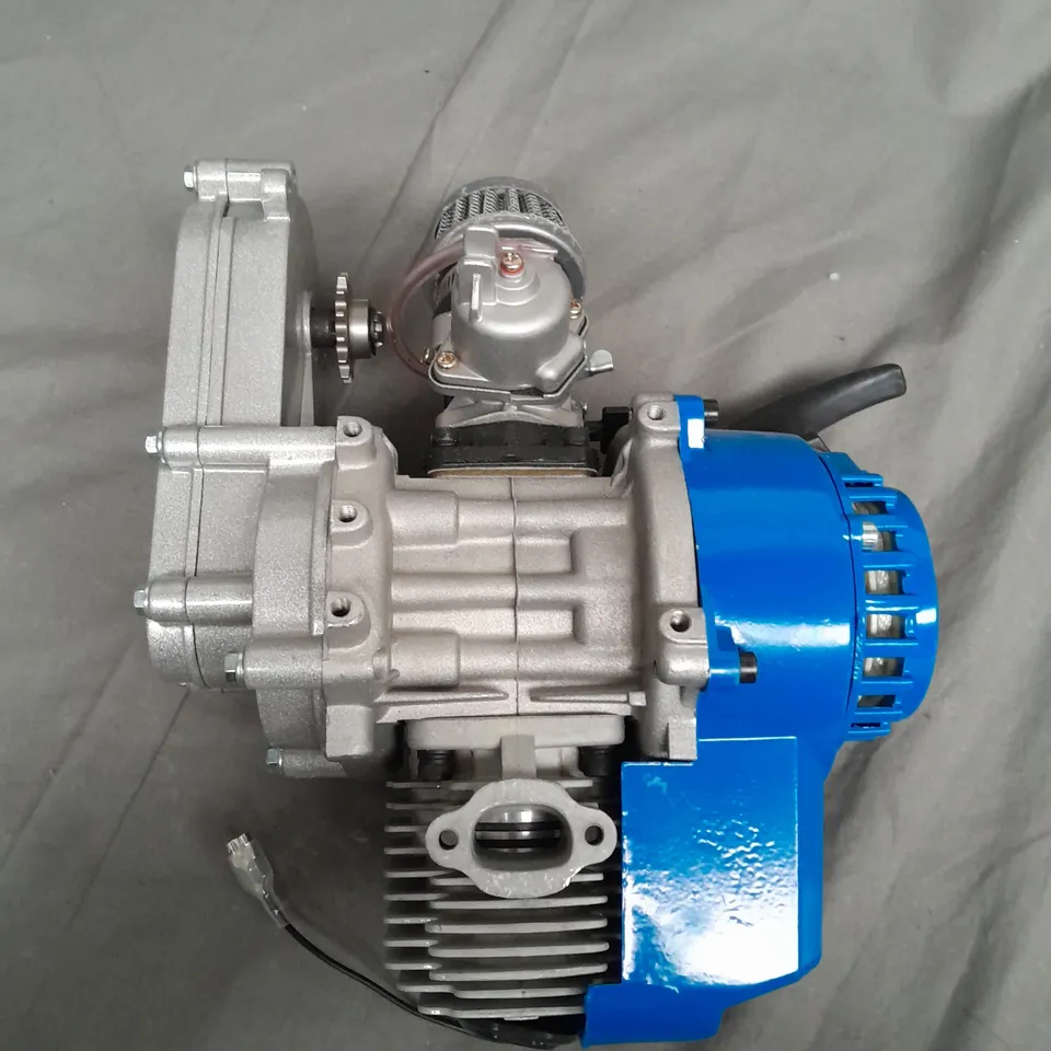 MINI POCKET MOTOR AIR COOLED 49CC RACING ENGINE / COLLECTION ONLY 