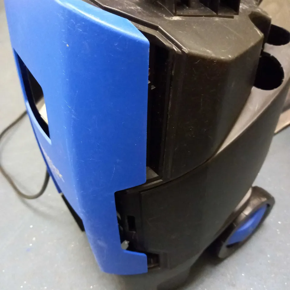 NILFISK C 135 BAR PRESSURE WASHER