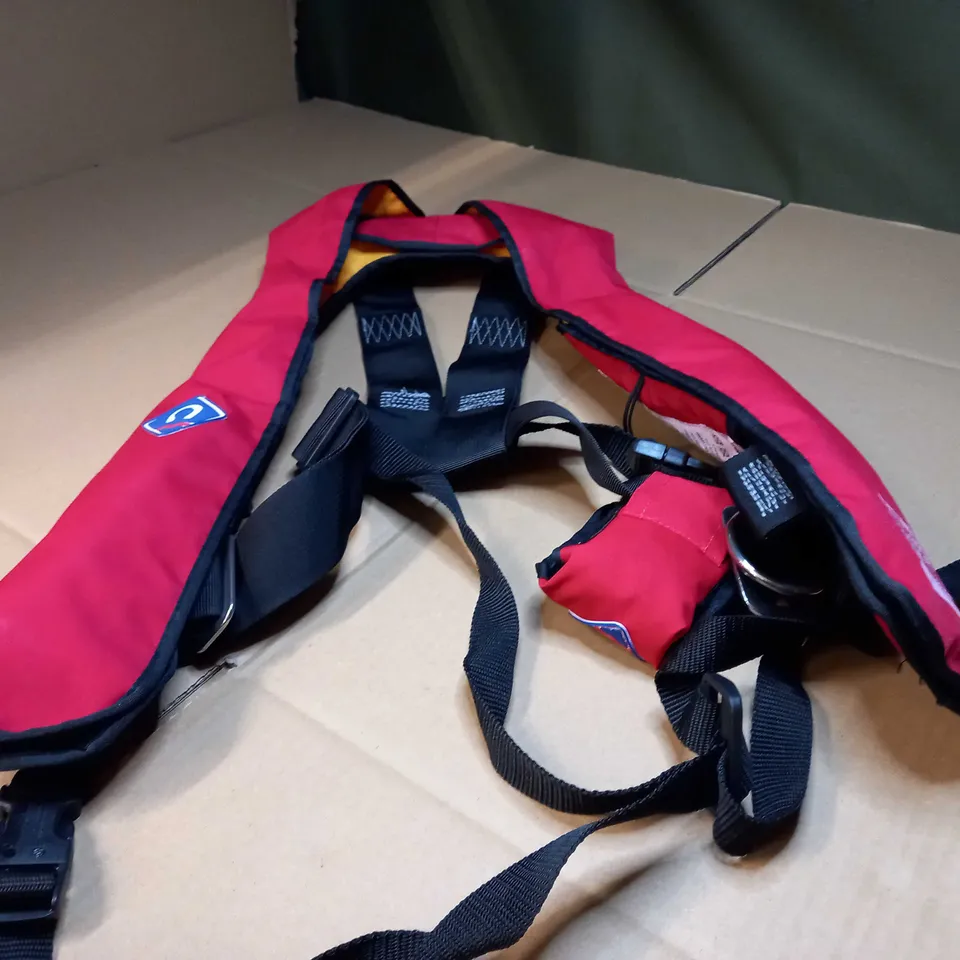 CREWFIT AIR-ONLY LIFE JACKET 150N CREWSAVER