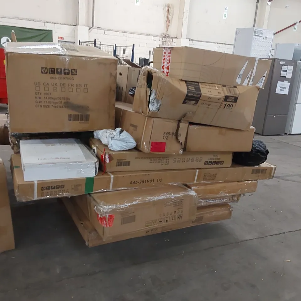 LARGE PALLET OF ASSORTED FURNITURE PARTS/CONSUMER PRODUCTS 