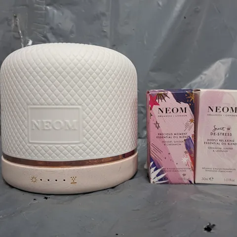 NEOM WELLBEING POD LUXE WITH SUPERSIZE 30ML EXCLUSIVE OIL DUO