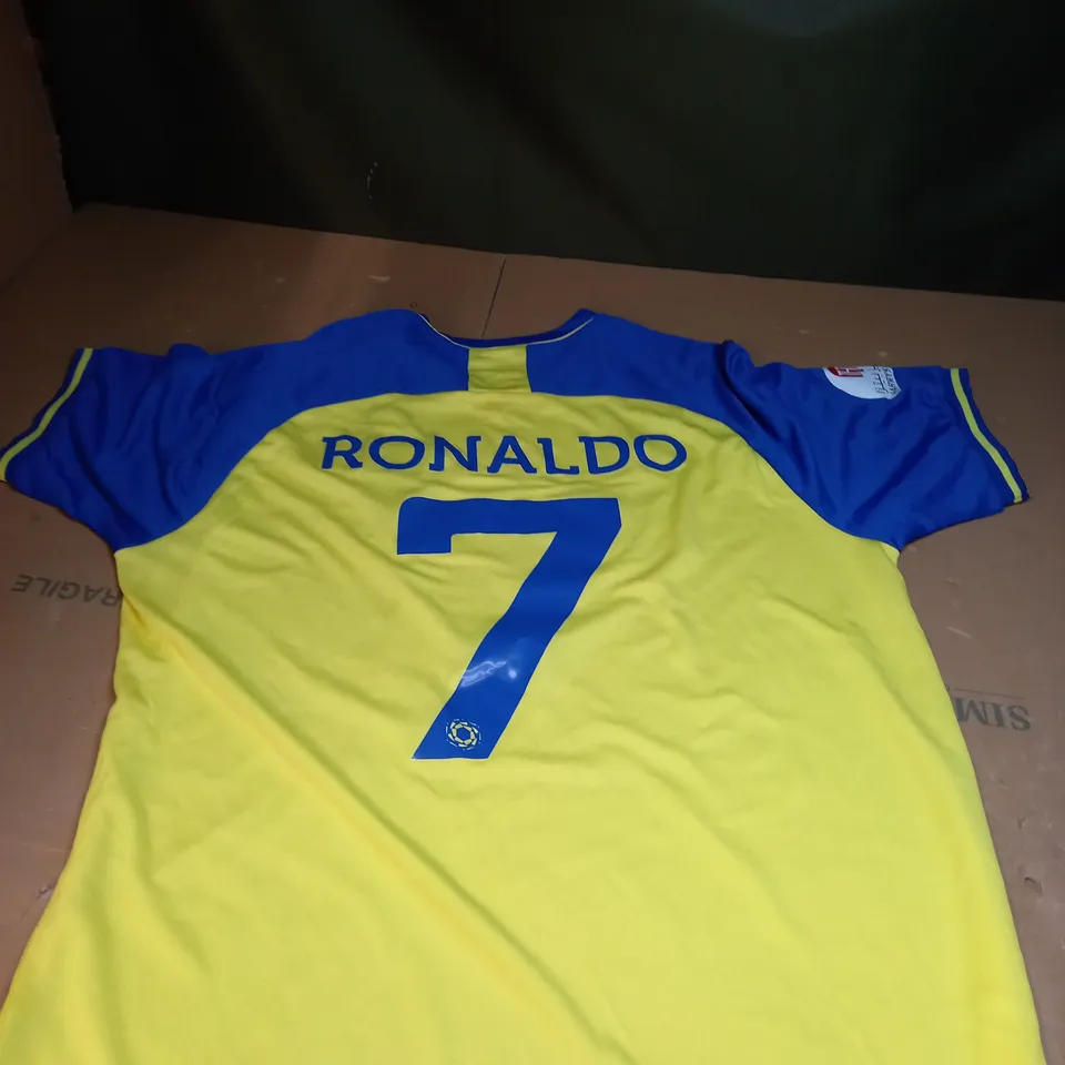 AL NASSR FOOTBALL SHIRT ( RONALDO PRINTED ) SIZE XL