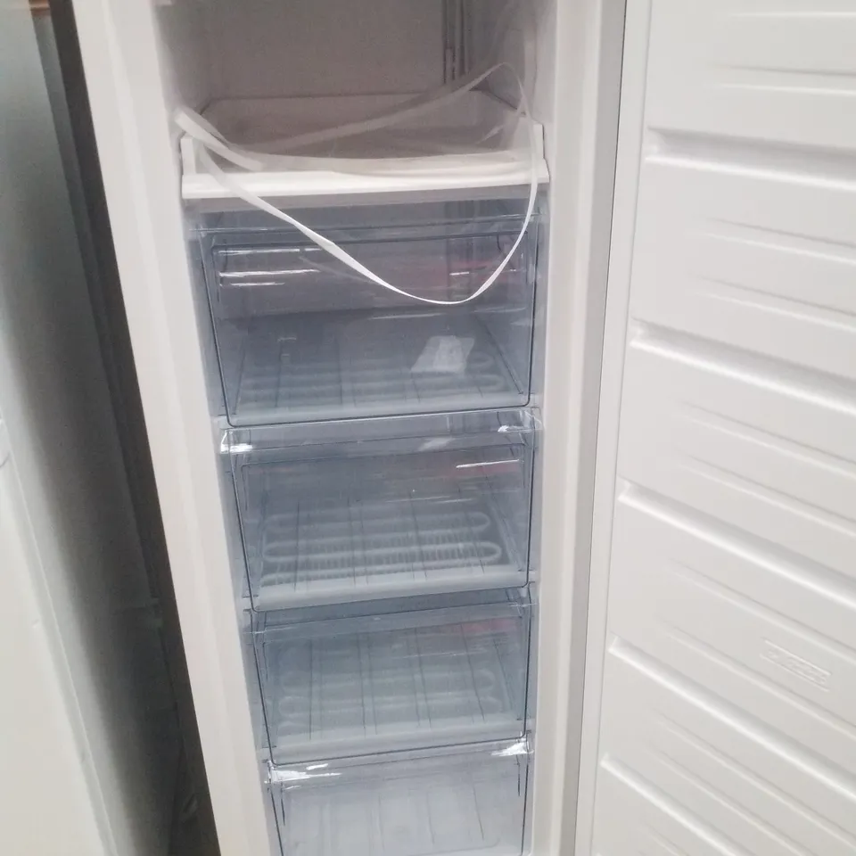 SWAN SR15671B 143CM HIGH, 55CM WIDE TALL FREEZER - BLACK