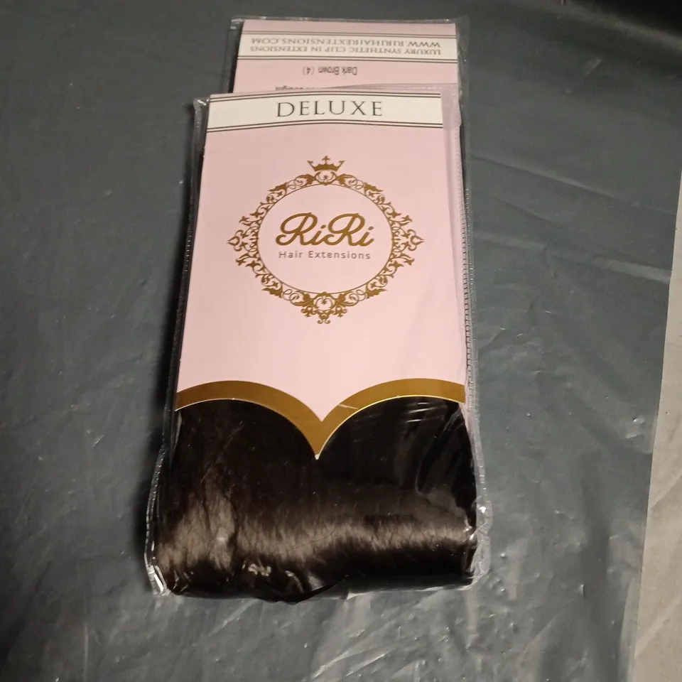  APPROXIMATELY 10 ASSORTED COSMETIC ITEMS INCLUDING RI RI HAIR EXTENSIONS , MOUTH GUARDS AND MINI SHAVER 