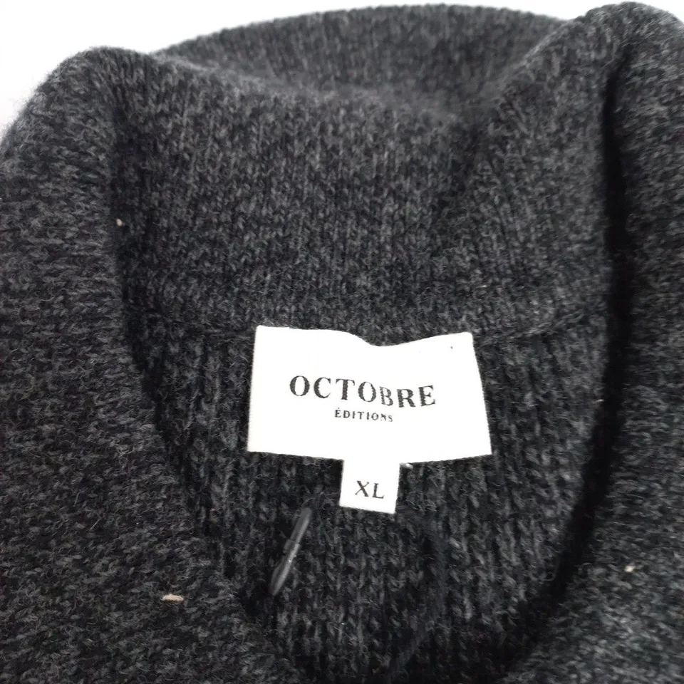 OCTOBRE EDITIONS DARK GREY KNITTED POLO JUMPER – SIZE XL (MEN'S)