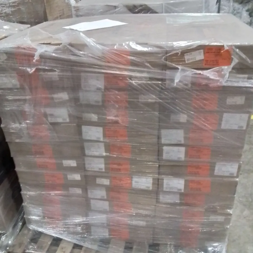 PALLET CONTAINING LARGE QUANTITY OF CAMSHELVING SHELF KITS