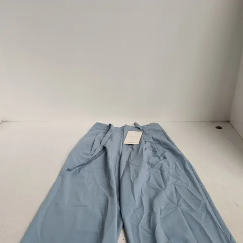 STRADIVARIUS SUPER WIDE TROUSERS – LIGHT BLUE, UK 8 (EU 36)