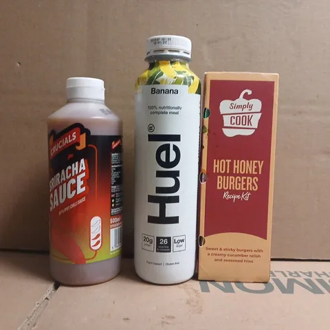 APPROXIMATELY 10 ASSORTED FOOD AND DRINK ITEMS TO INCLUDE HUEL, SIRACHA SAUCE, ETC