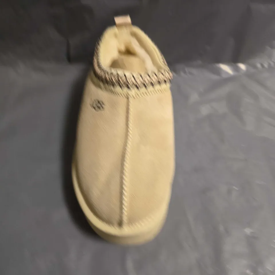 PAIR OF UGG TAZZ PLATFORM MULES - UK SIZE UNSPECIFIED