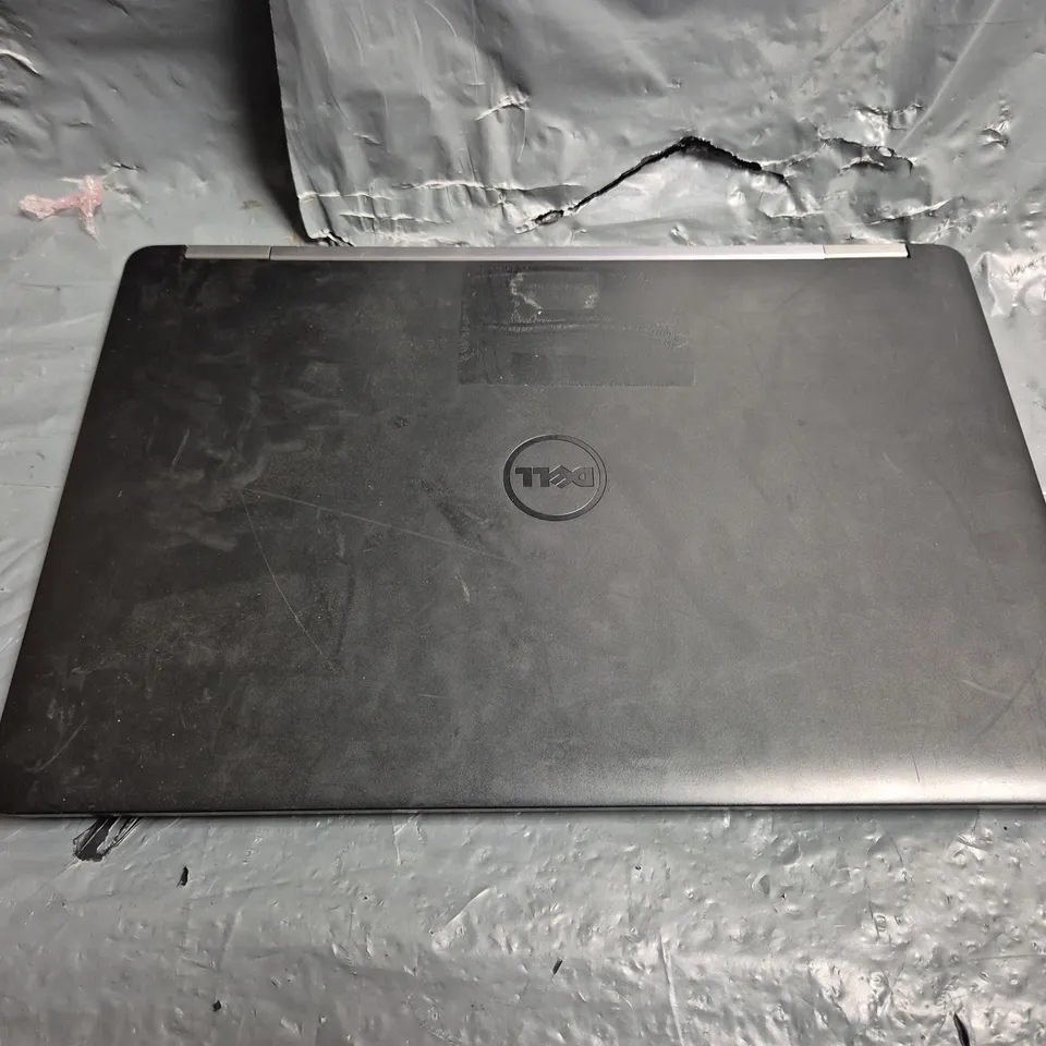 DELL LATITUDE E5570 LAPTOP