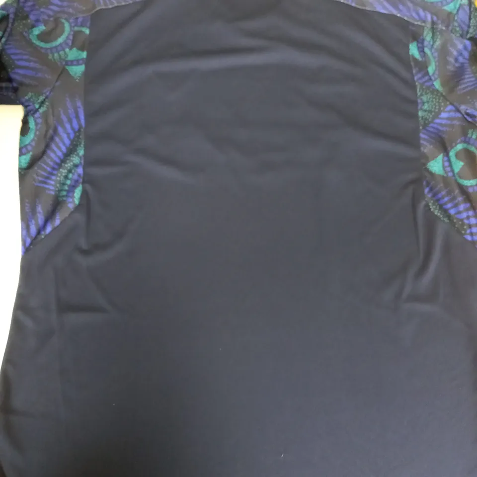 LEEDS UNITED FC AWAY SHIRT SIZE XL